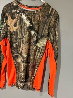 Energy Zone Mossy Oak Camo & Blaze Orange Compression Top - L